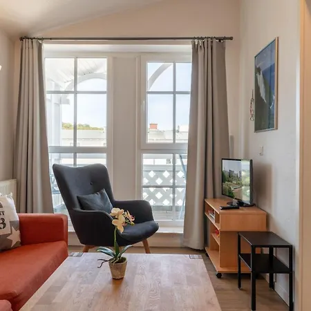 521, Seepark Apartment *