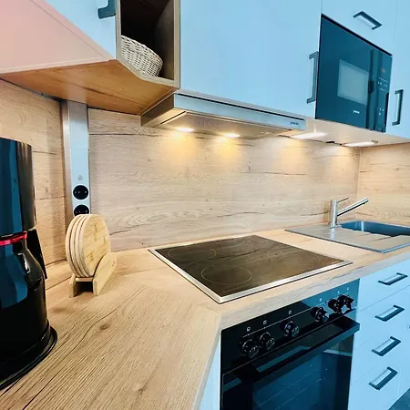 Apartment 521, Seepark *